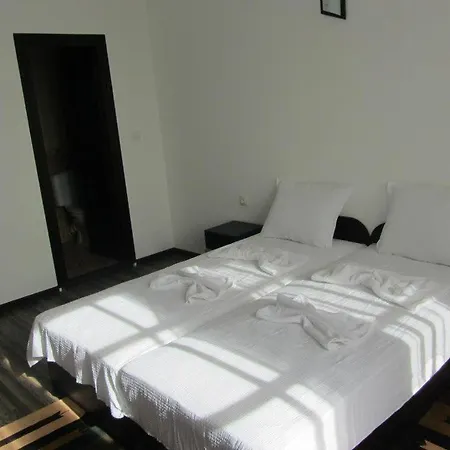 Готель The Old Bakery 3*